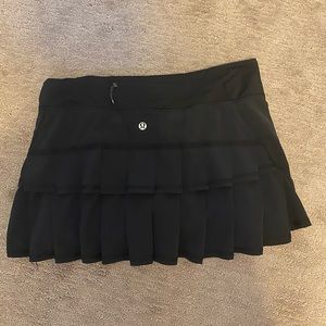 Lululemon skirt, size 6